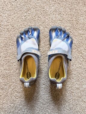 Vibram FiveFingers Men's Blue Gray Yellow Minimalist Toe Shoes